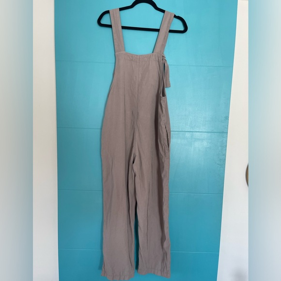 🌿EUC Women’s Forever 21 Adjustable Tie Overalls Beige Size Small Boho Style🌿 - Picture 5 of 11